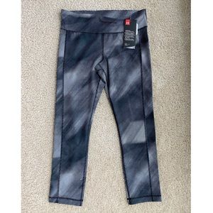 Under Armour crop leggings